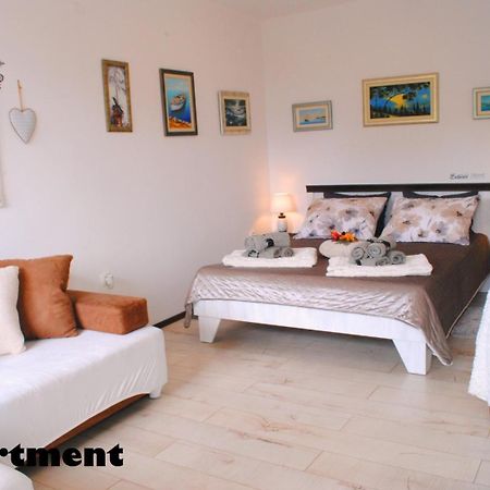 Sunshower Apartment And Studio Σπλιτ Εξωτερικό φωτογραφία