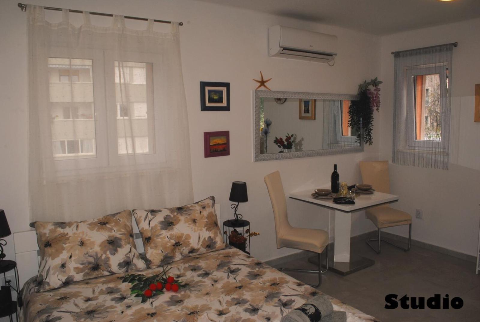 Sunshower Apartment And Studio Σπλιτ Εξωτερικό φωτογραφία