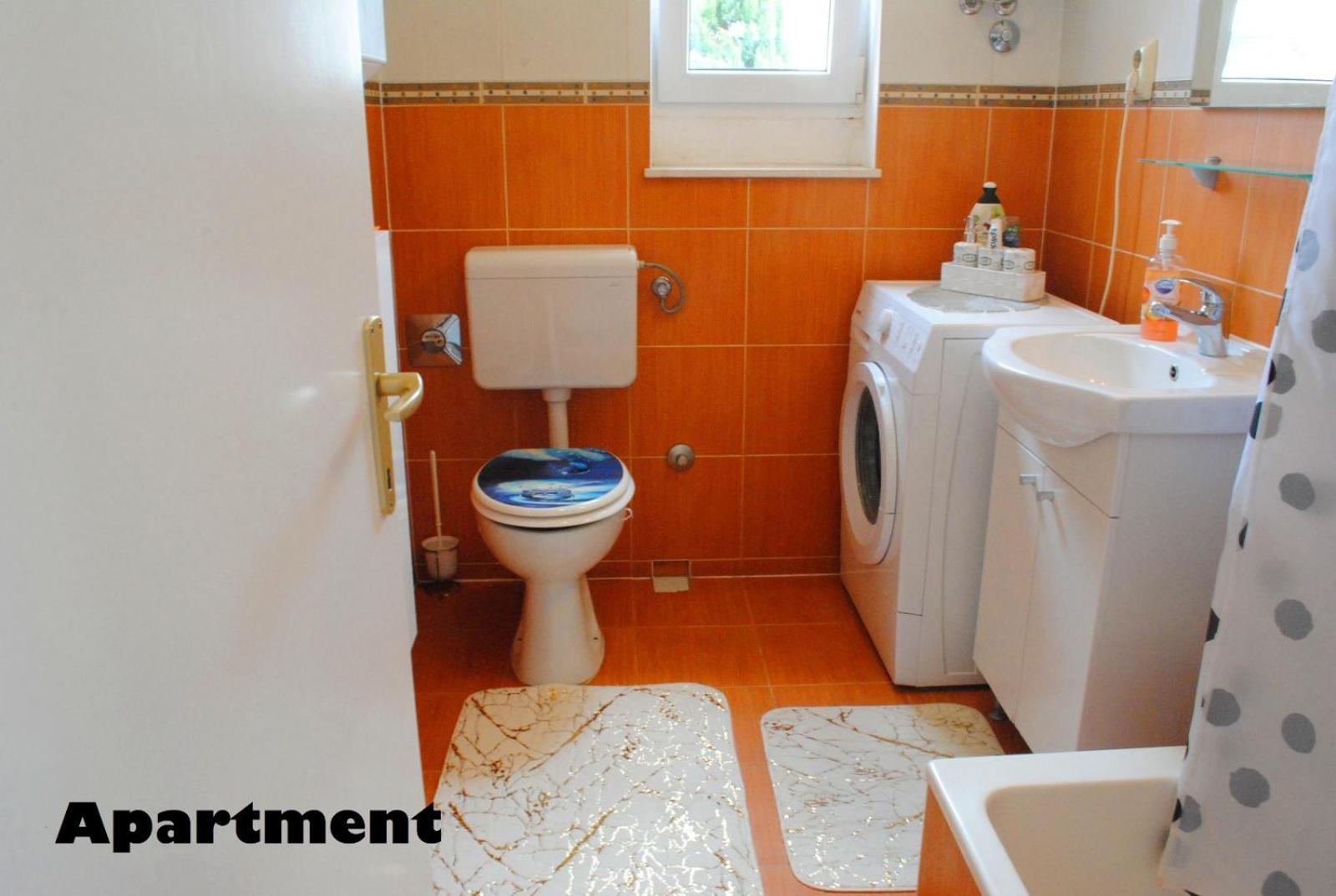 Sunshower Apartment And Studio Σπλιτ Εξωτερικό φωτογραφία