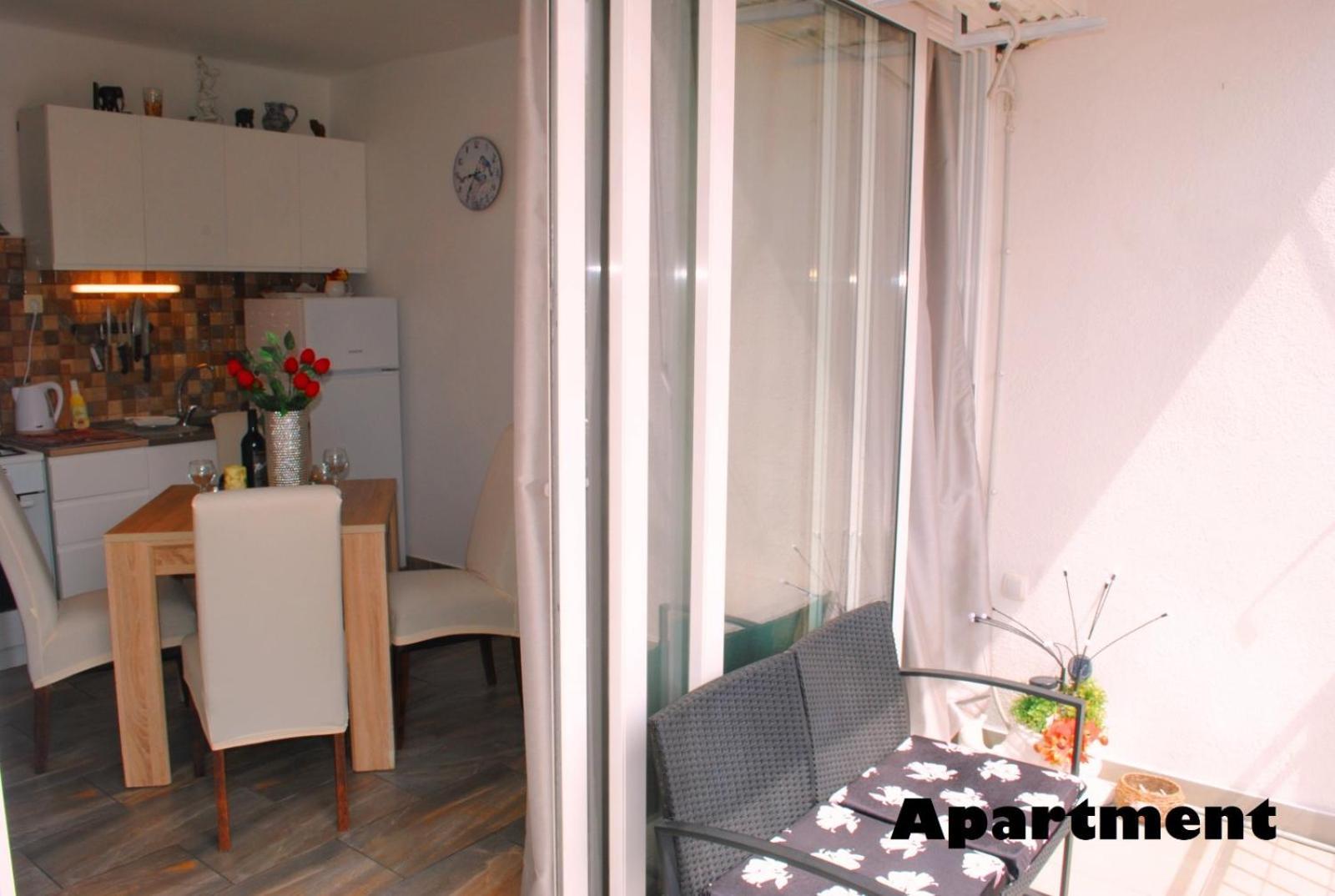 Sunshower Apartment And Studio Σπλιτ Εξωτερικό φωτογραφία