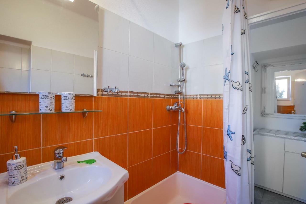 Sunshower Apartment And Studio Σπλιτ Εξωτερικό φωτογραφία